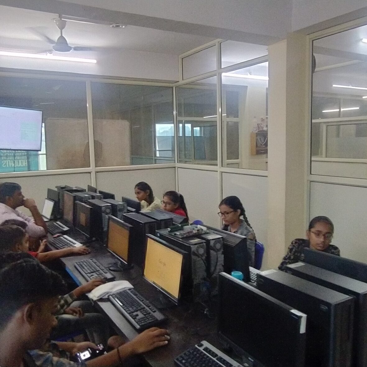 Amrix Computer Classes Amrix Computer Education – ISDM Institutes – Online Institute ...